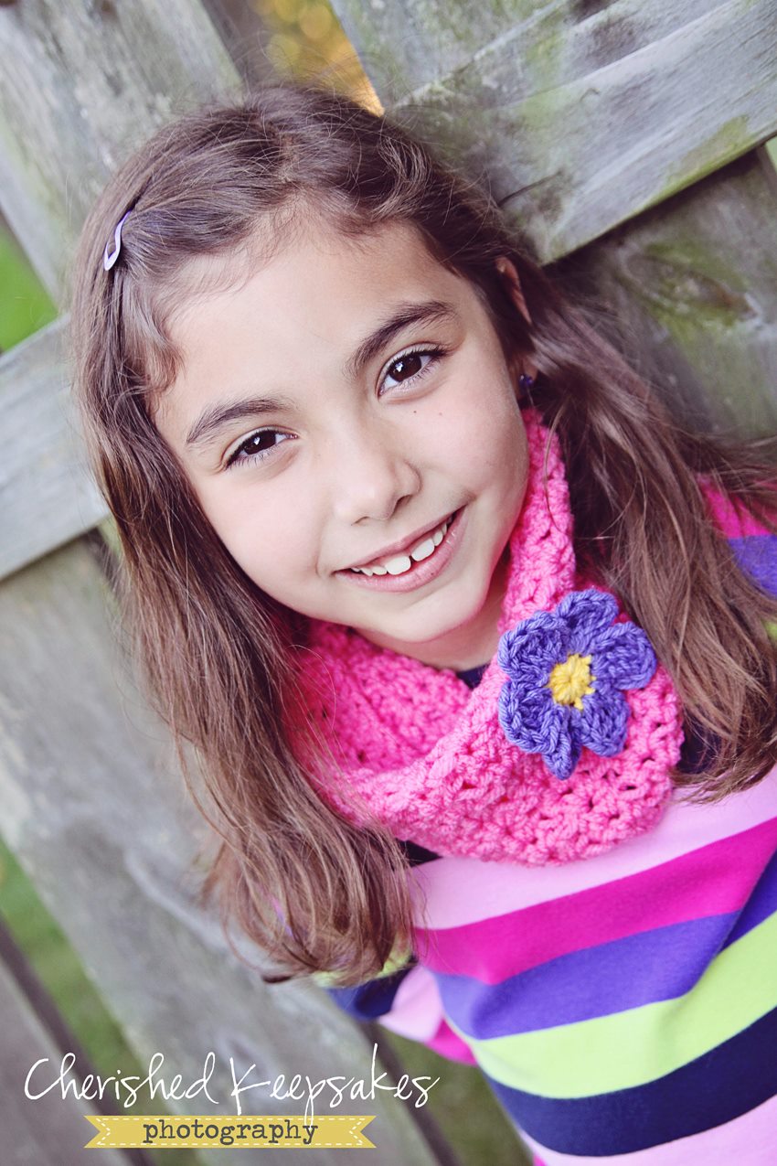 Girls - Crochet Cowl - Neckwarmer - Scarf - Bubble Gum Pink With Violet Flower
